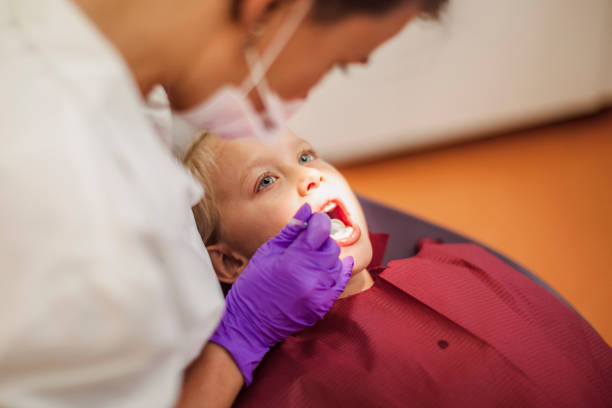 Best Emergency Gum Treatment in Paris, IL